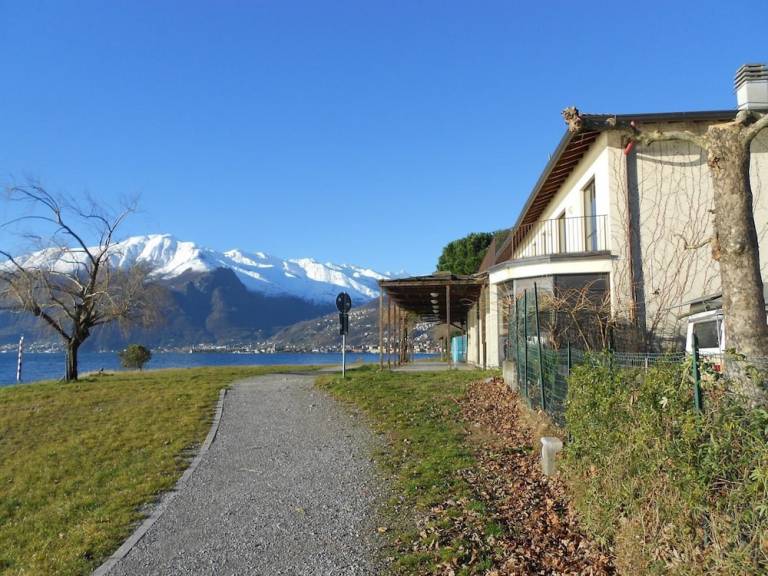 Hostel  Domaso
