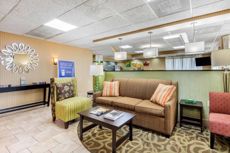 Quality Inn Lebanon — photo 3