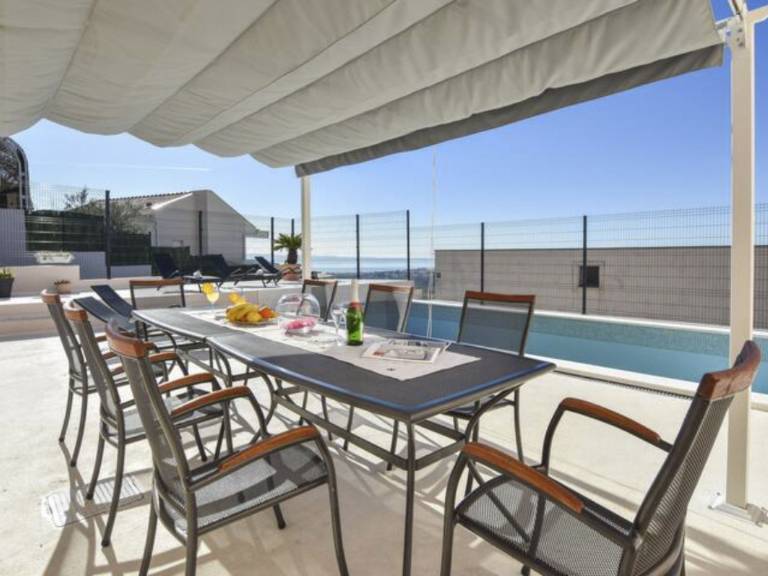 House with private pool, barbeque & patio | Sea view — photo 5