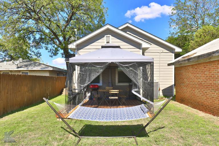 Cottage  Abilene Heights Area