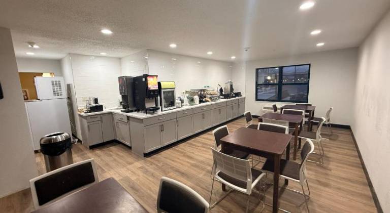 MainStay Suites Rochester South Mayo Clinic — photo 4