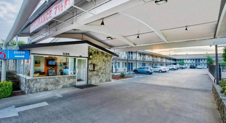 Motel 6 Salem, OR - Expo Center — photo 4