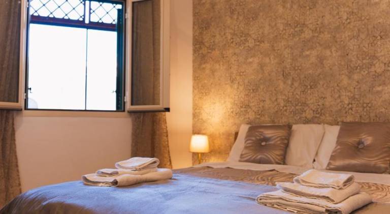 Holiday apartment with 2 rooms for 5 persons — photo 2