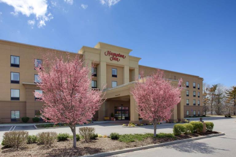 Hampton Inn by Hilton Garden City Long Island in Westbury, NY