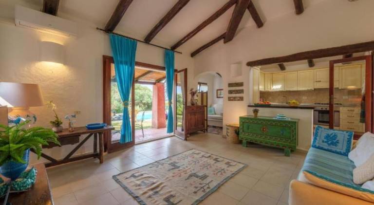 Villa with pool — photo 2