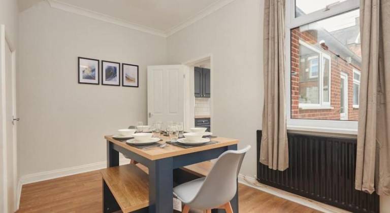 House with 2 rooms for 6 persons — photo 3