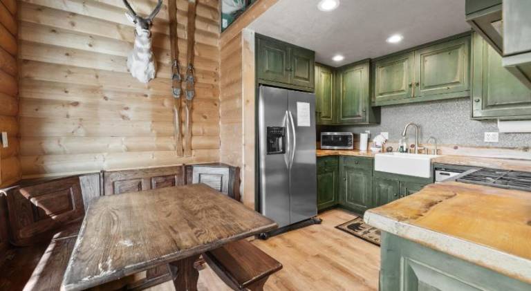 Fully equipped vacation home with BBQ & terrace | Pets allowed — photo 3
