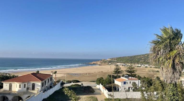 570 m&sup2; Villa