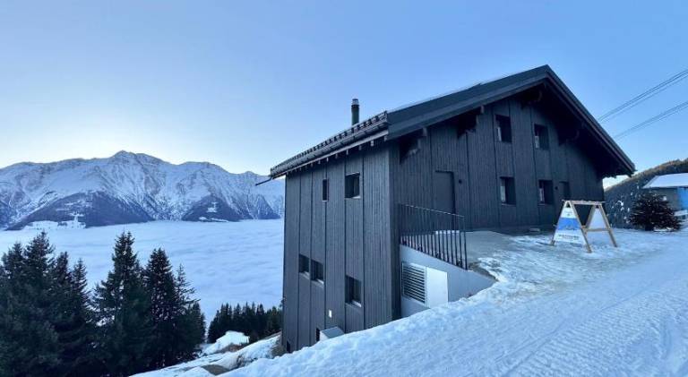 Nice rental apartment with terrace | Close to the ski | Pet-friendly in Mörel-Filet