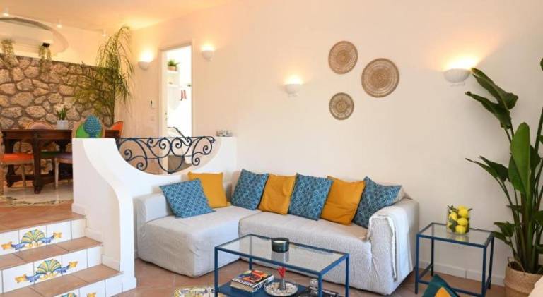 Fully equipped spacious villa with grill & garden | Perfect for remote work | Dogs allowed — photo 4