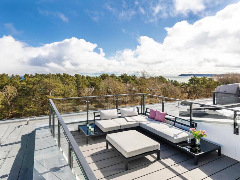 FeWo Sternenblick: Penthouse 113m²  mit Dachterrasse, Meerblick, 3 Bädern in Binz