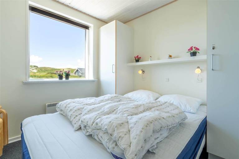 Fully equipped charming vacation home with sauna, terrace & grill | Beach nearby | Pet-friendly — photo 5