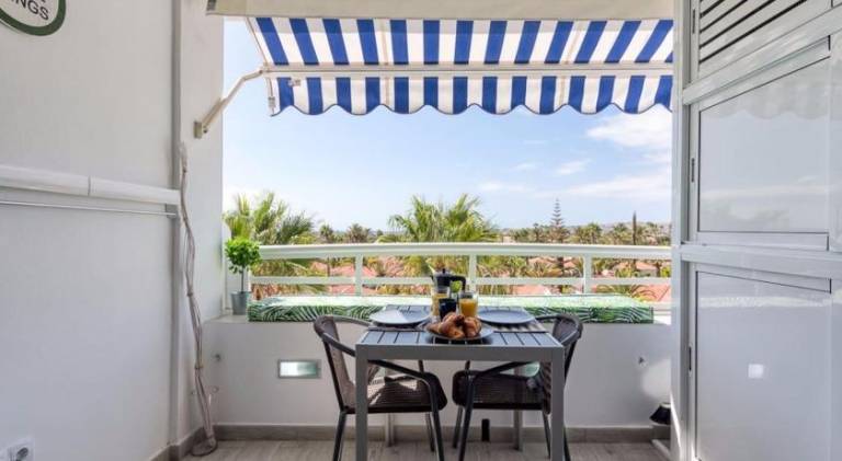 Apartment with pool | Pets are welcome — photo 4