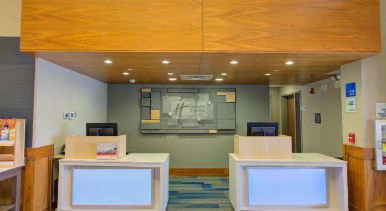 Holiday Inn Express Hotel & Suites Mankato East By IHG — photo 5