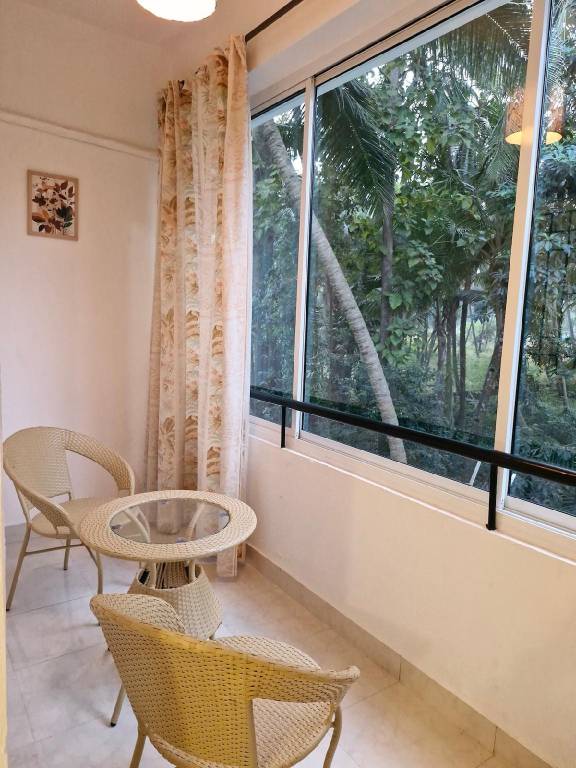 Rental apartment with pool, terrace & garden — photo 5