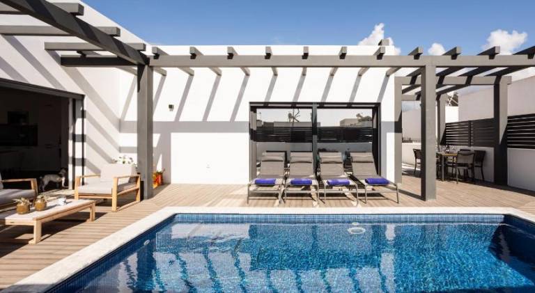Villa with pool in Sines