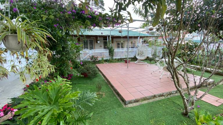 Bungalow with garden & barbeque in Da Lat