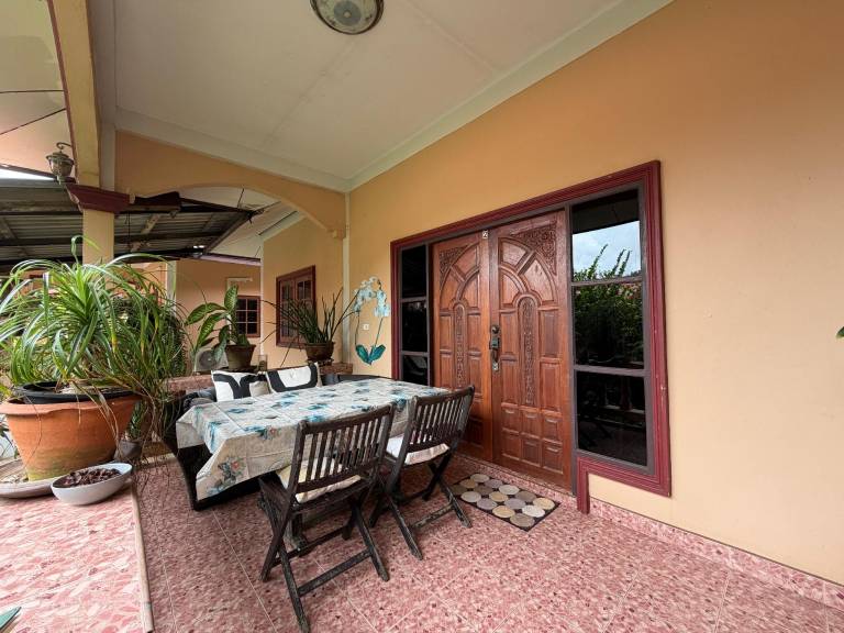 Beachfront Bungalow at Ya Nui beach — photo 4