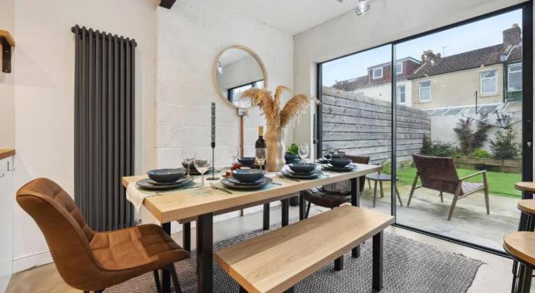 Spacious vacation home | Pets allowed — photo 3