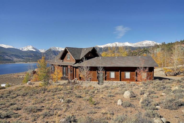 Cabin Twin Lakes
