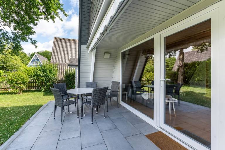 Family Time - Terrace, sun loungers, barbecue, awning, washing machine — photo 3