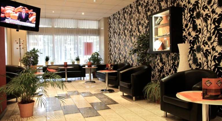 Opal Hotel — photo 3