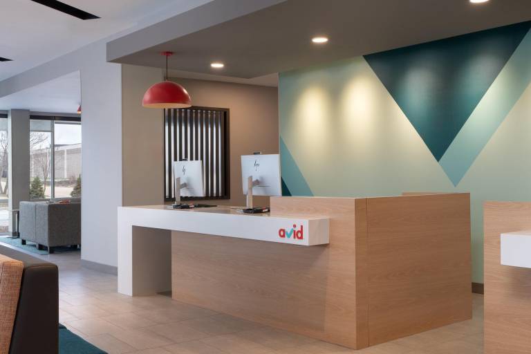 Avid Hotel Oak Creek By IHG — photo 4