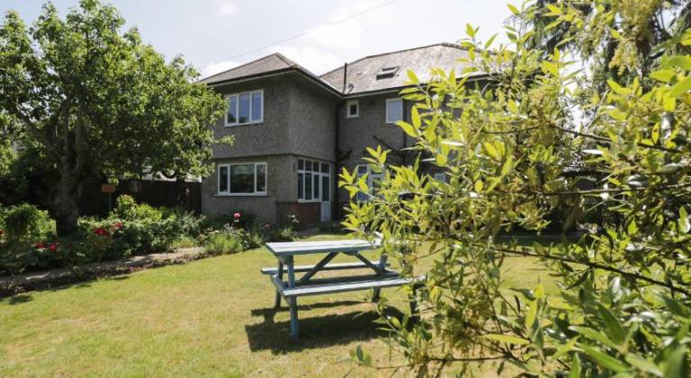 House with 2 rooms for 5 persons — photo 4