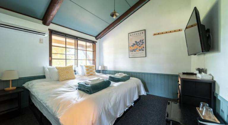 The Bears Lodge — photo 2