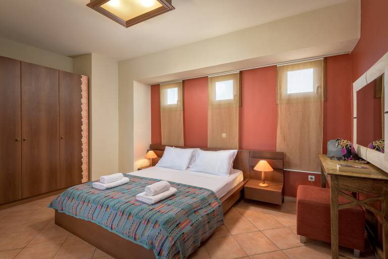 Family-oriented wonderful villa with garden, private pool & patio | Nature view | Close to the beach | Pet-friendly — photo 5