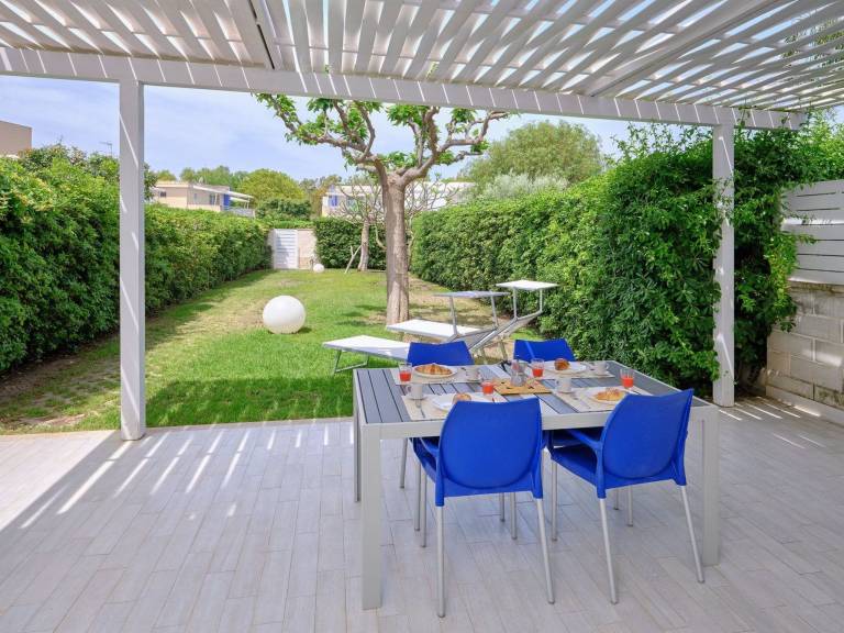 Holiday apartment with BBQ & terrace | Close to the beach | Dogs allowed — photo 4