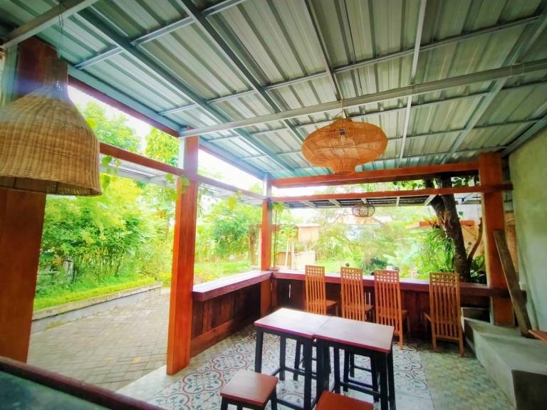House with pool & yard | Perfect for remote work | Pet-friendly — photo 5