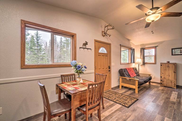 Cozy Downtown Soldotna Cabin: Dogs Welcome! — photo 3