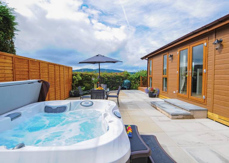 Chalet Bowland Bridge