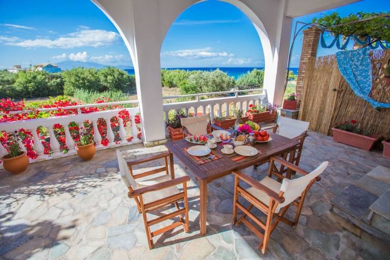 Appartement Alikanas