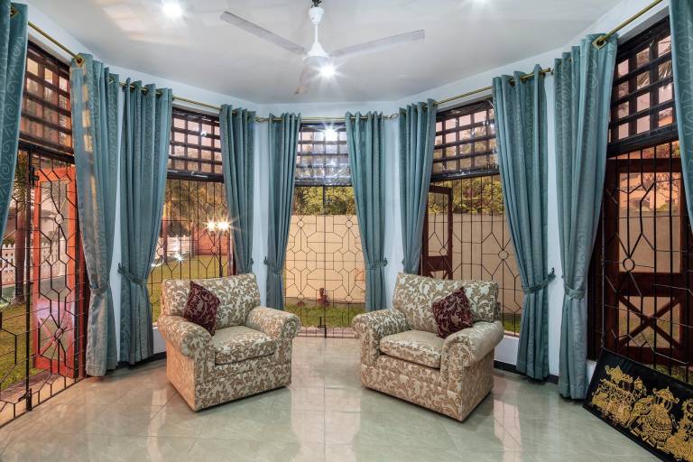 Bungalow  Mampe South