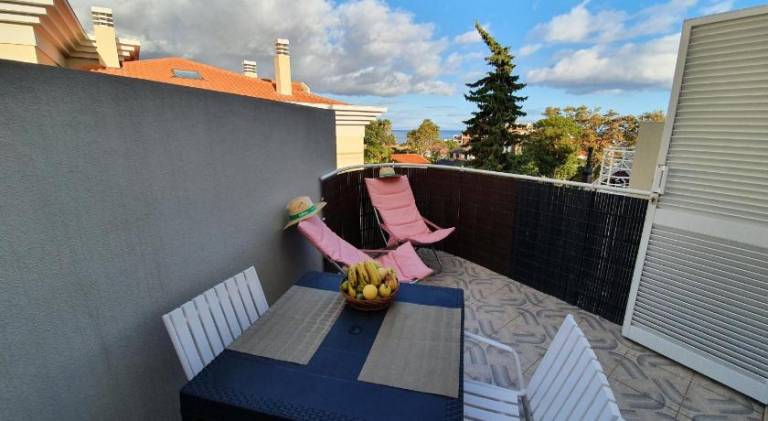 Rental apartment with terrace & garden — photo 5