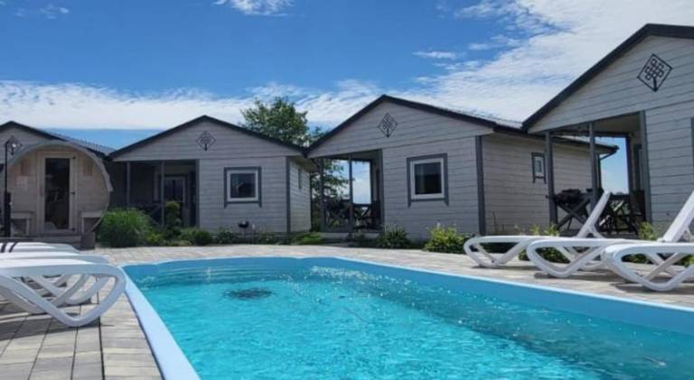 Vacation home with sauna, pool & jacuzzi | Pet-friendly in Koszalin