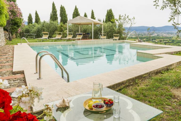 Villa with terrace, BBQ & garden | Panoramic view — photo 2