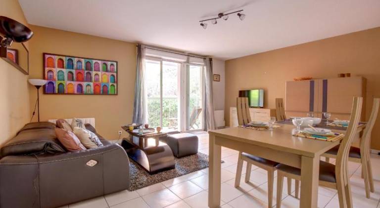 Fully equipped rental apartment with barbeque & terrace | Perfect for remote work | Pets are welcome — photo 3