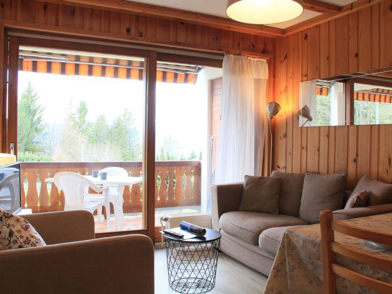 Holiday apartment with yard & terrace | Perfect for remote work — photo 2