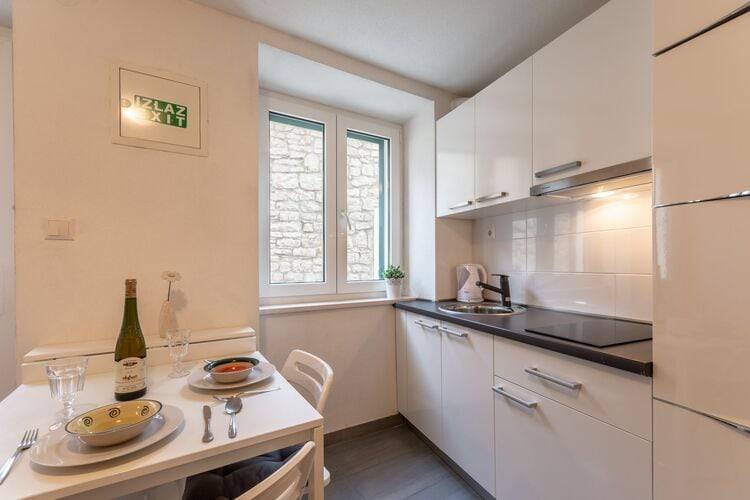Apartment Pučišća