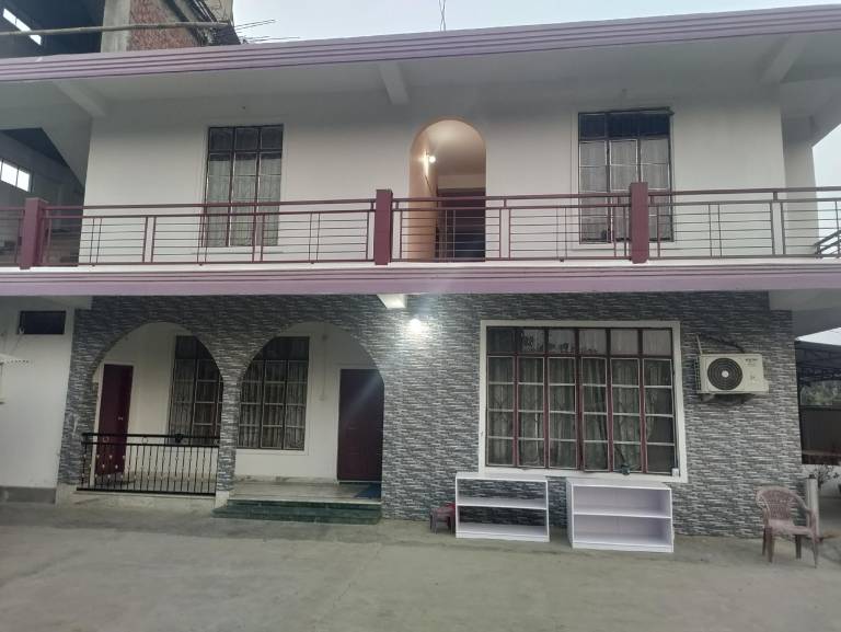 Apartment Padum Pukhuri