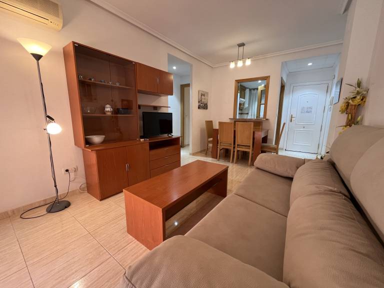 Fully equipped beautiful rental apartment with pool, patio & garden | Beach view | Beach nearby | Pets allowed — photo 3