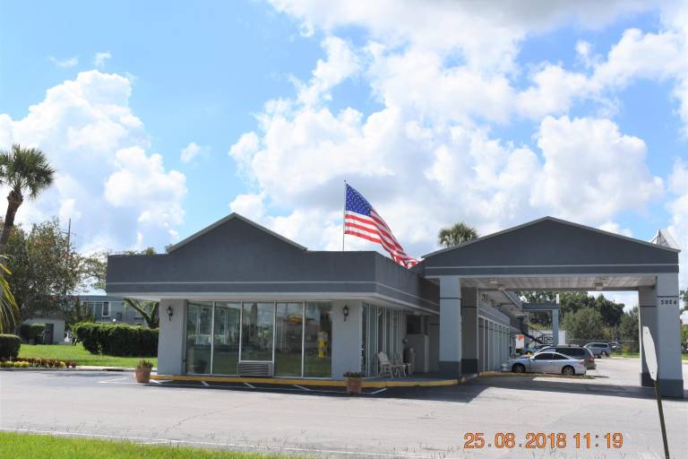 Super 8 By Wyndham Ocala — photo 5
