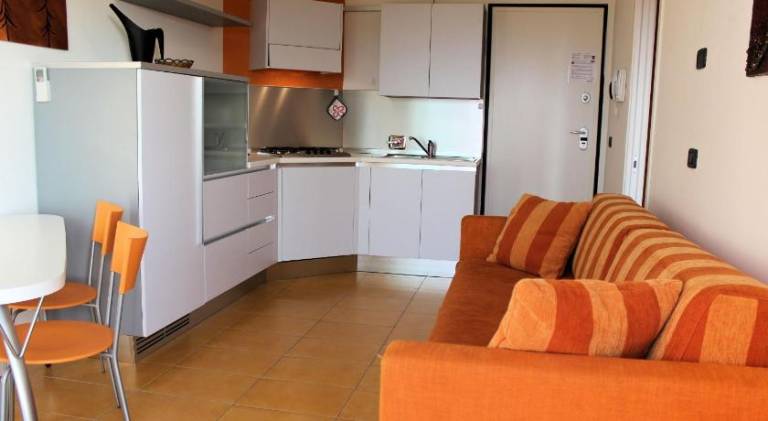 Holiday apartment with terrace in Grado