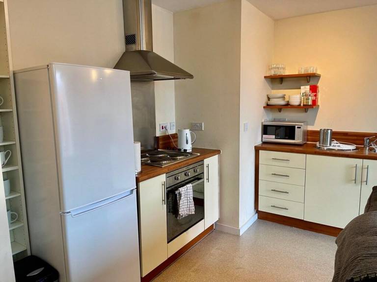 Charming apartment | Near Manchester Town Hall | Good for workation | Pet-friendly — photo 4