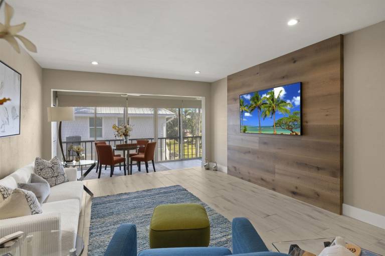 Spanish Cay F7 Contemporary design One of a kind
