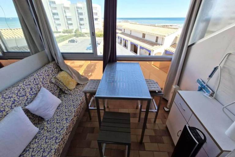 Apartment | Beach nearby | Pets are welcome — photo 3