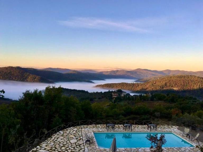 Family-oriented beautiful house with pool, terrace & barbecue | Pets allowed — photo 4